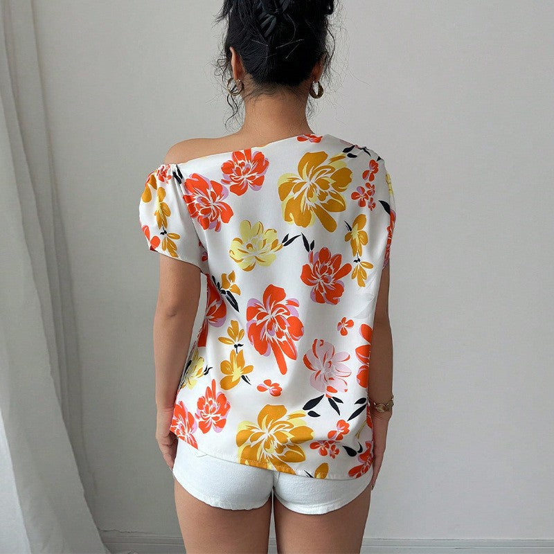 Elira Floral Vacation Top
