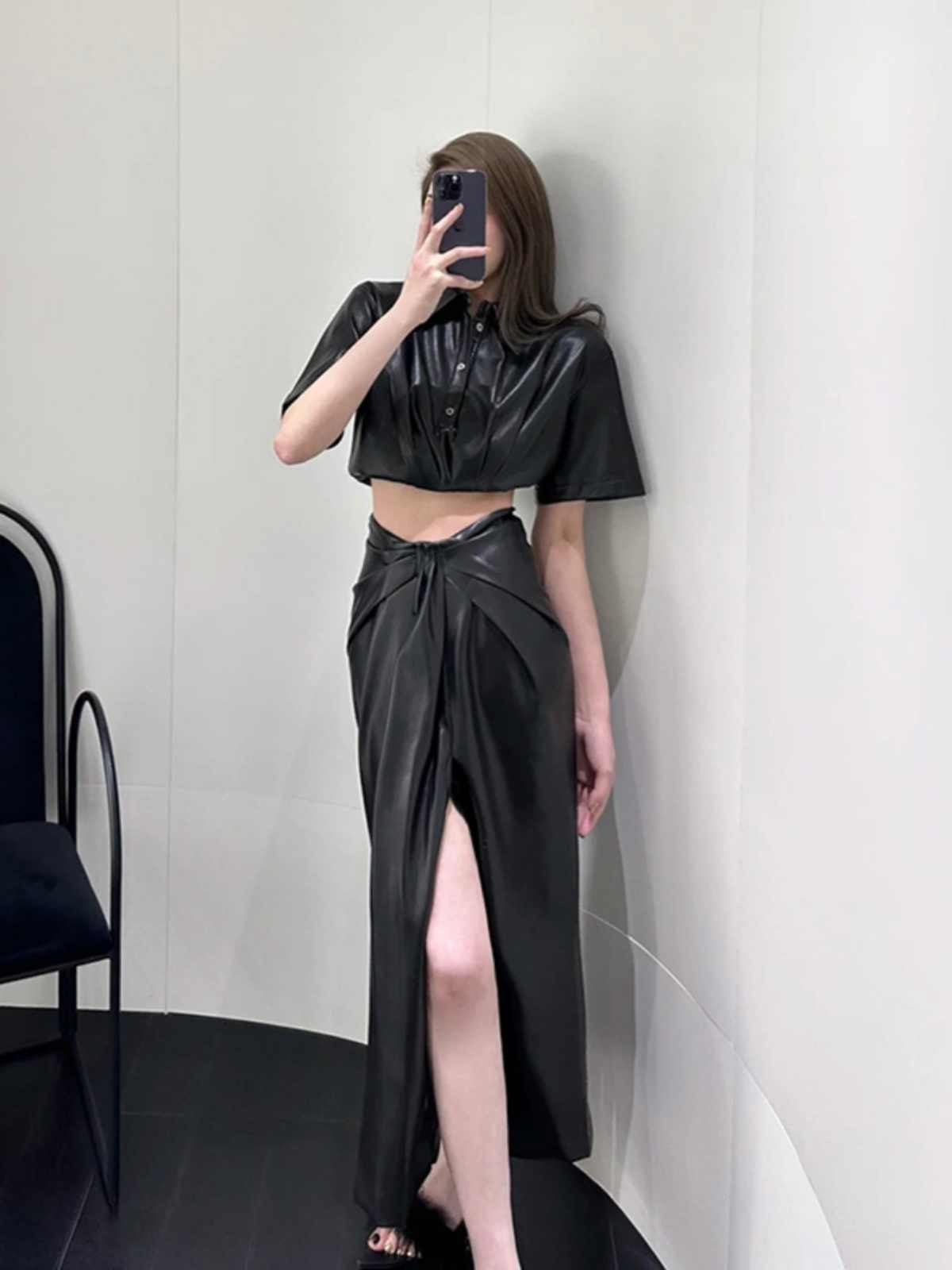 Kaelia Split-Hem Sheath Skirt