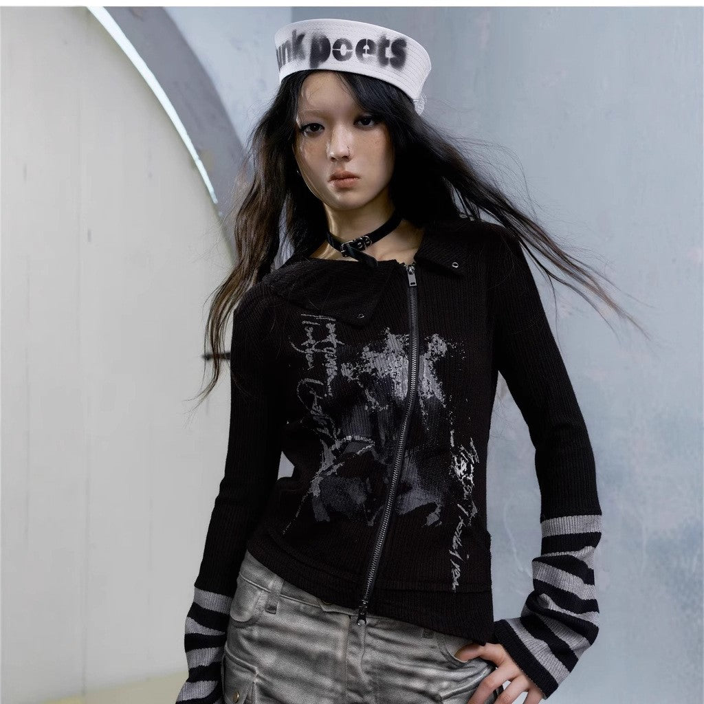 Taren Gothic Zipper Top